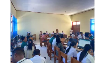 Sambut Tahun Ajaran Baru, SMA Negeri 1 Raijua Gelar Rapat Pembagian Tugas Guru dan Staf